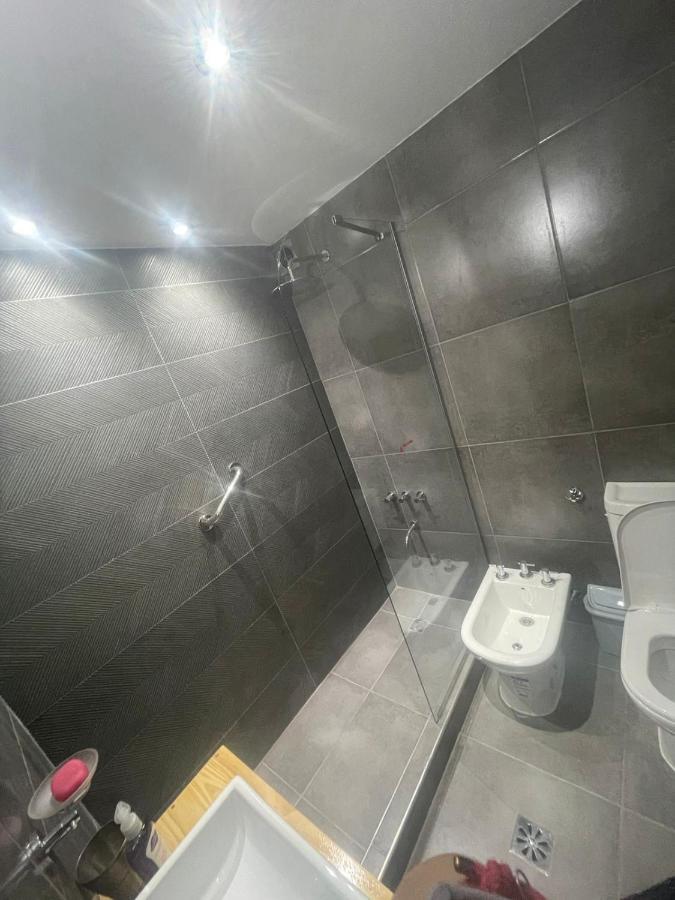 Departamento En Peatonal Mendoza Apartment Luaran gambar
